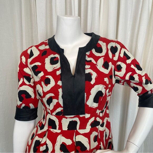 GUCCI- Pre-Fall 2014 Red and Black Leopard Print A Line Dress Size 40 - Picture 4 of 13